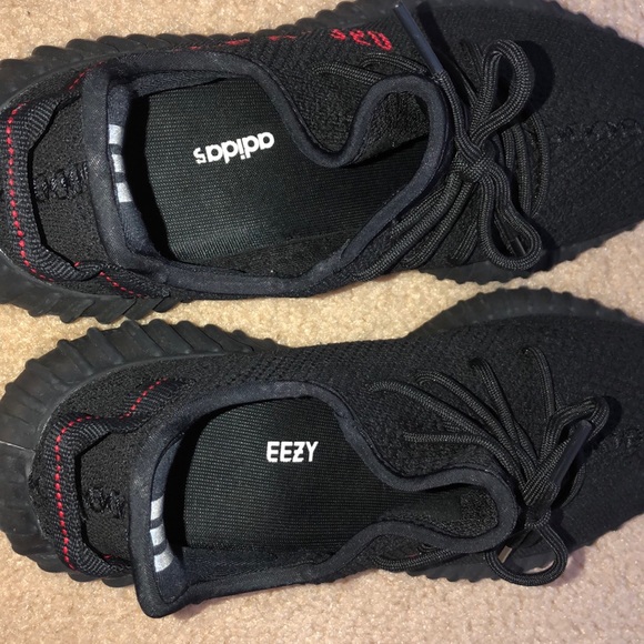 Adidas Yeezy 350 v2 Bred - Picture 4 of 6